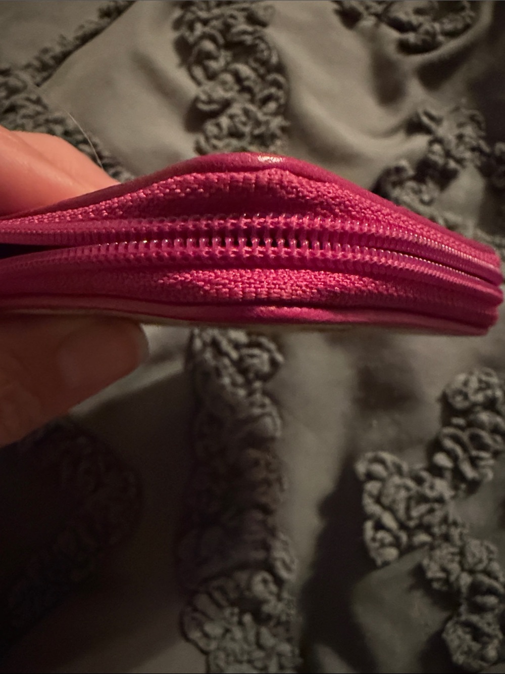 Gucci Beige Monogram Wallet with Pink Trim - Picture 4 of 11
